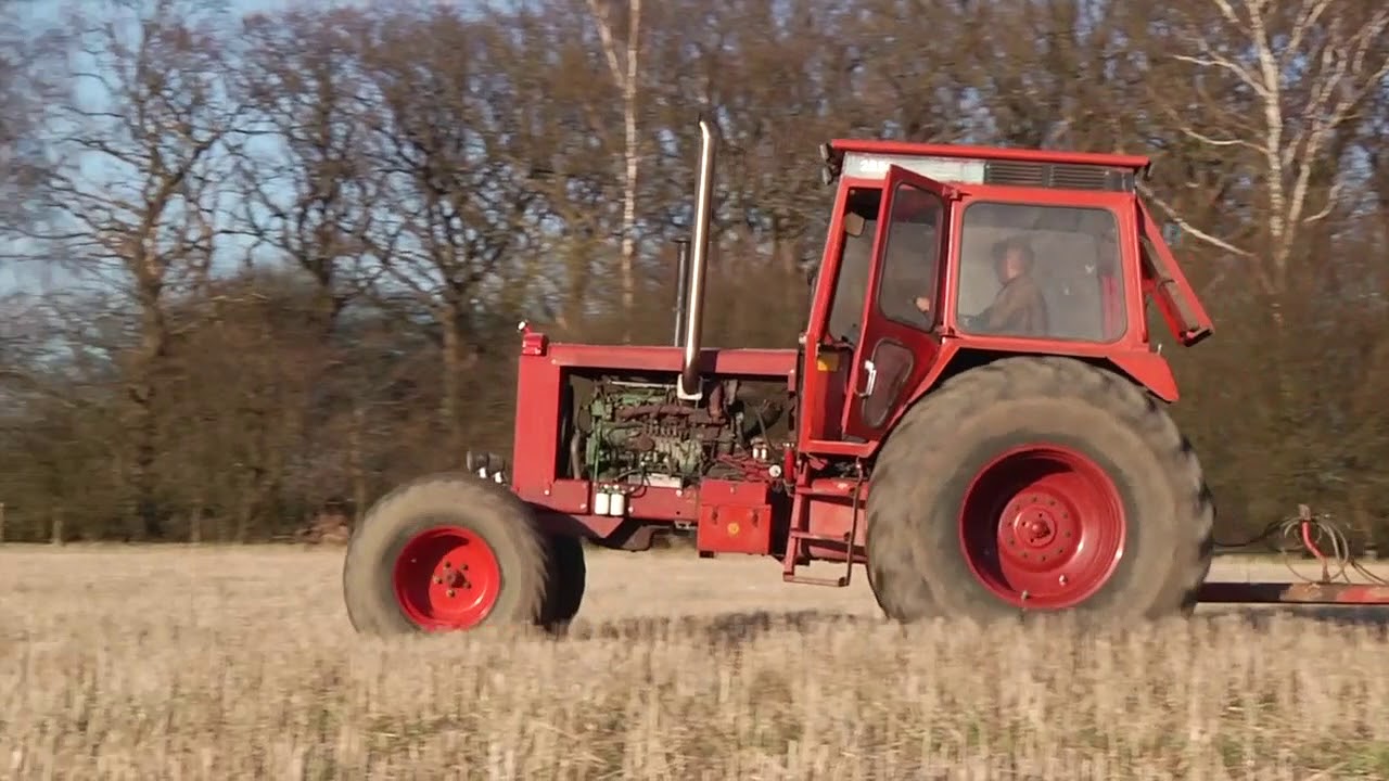 Häng med och kolla lufttryck på Volvo BM-gården/The Volvo-farm!