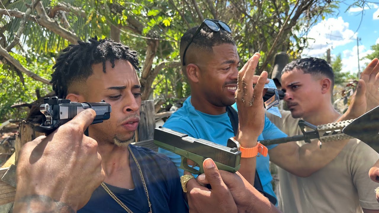 Dupla estavam como Olheiro em outra Favela !