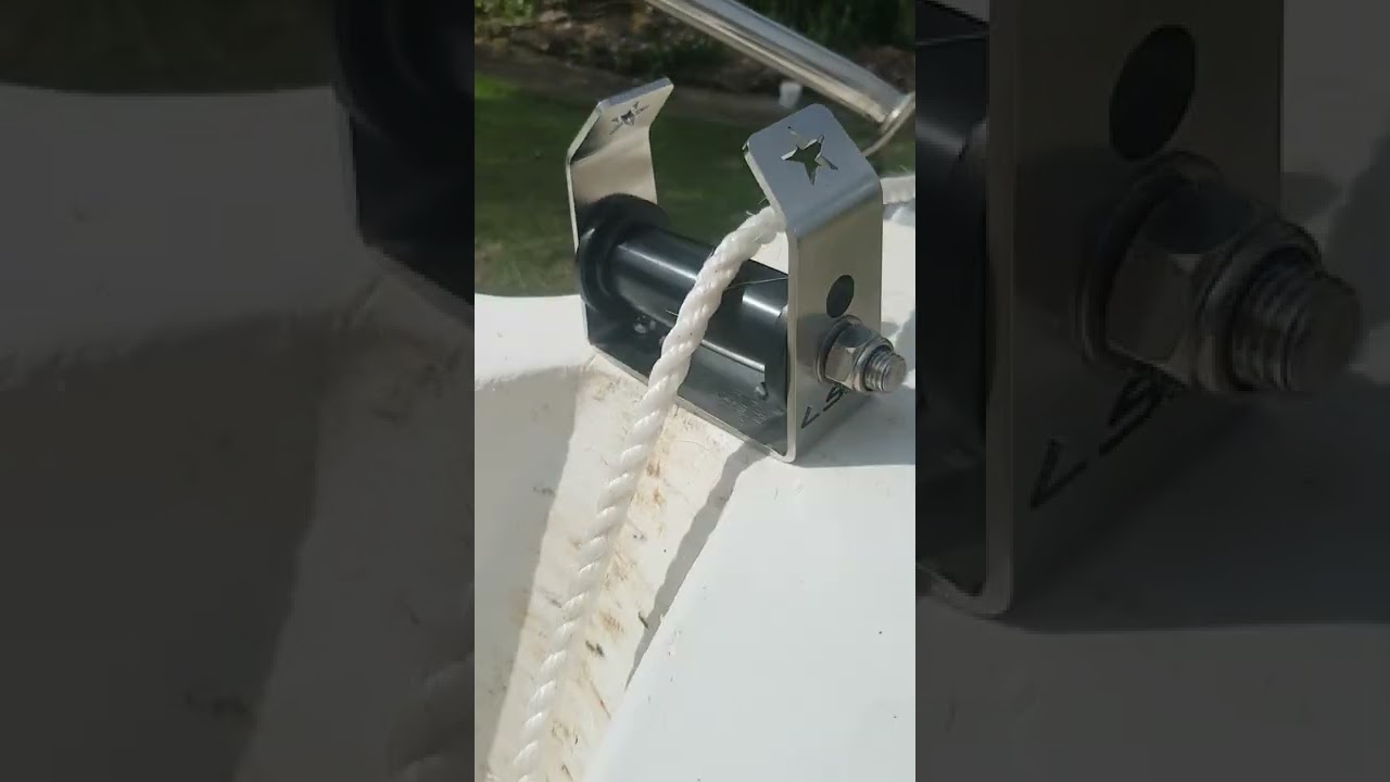 Polycraft Frontier 599 Loan Star Marine gx-2 Anchor Winch part 1