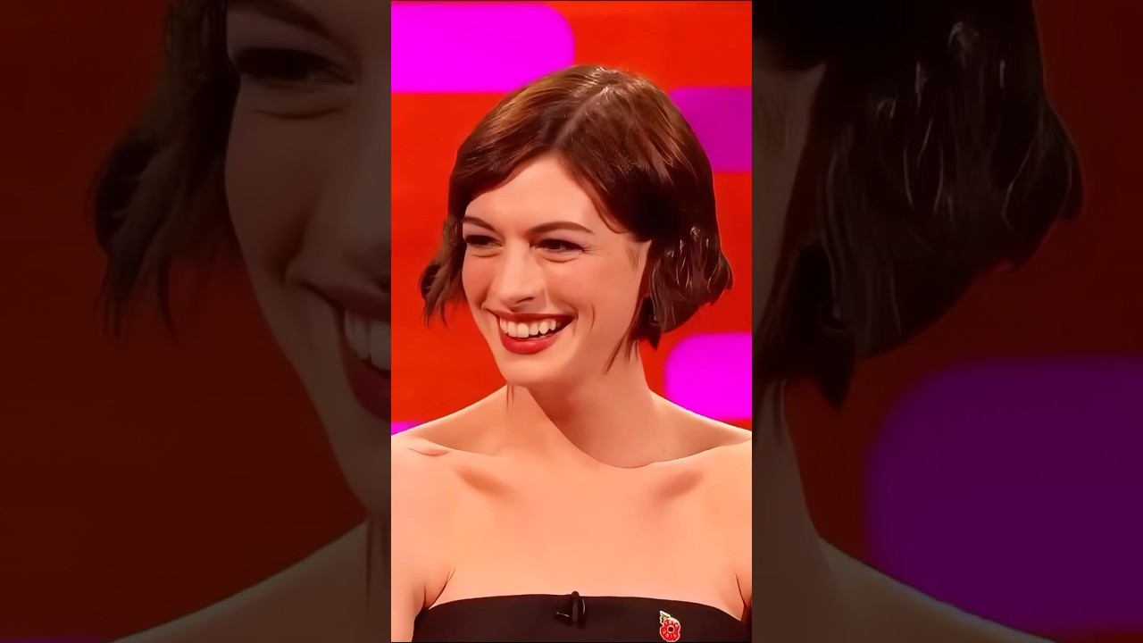 Anne Hathaway imitates a London accent. #shorts #Celebrity #GrahamNortonshow