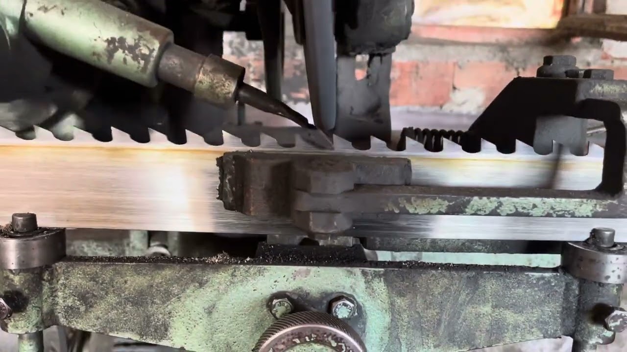 ASMR Band Saw Sharpening Şerit Testere Bileme