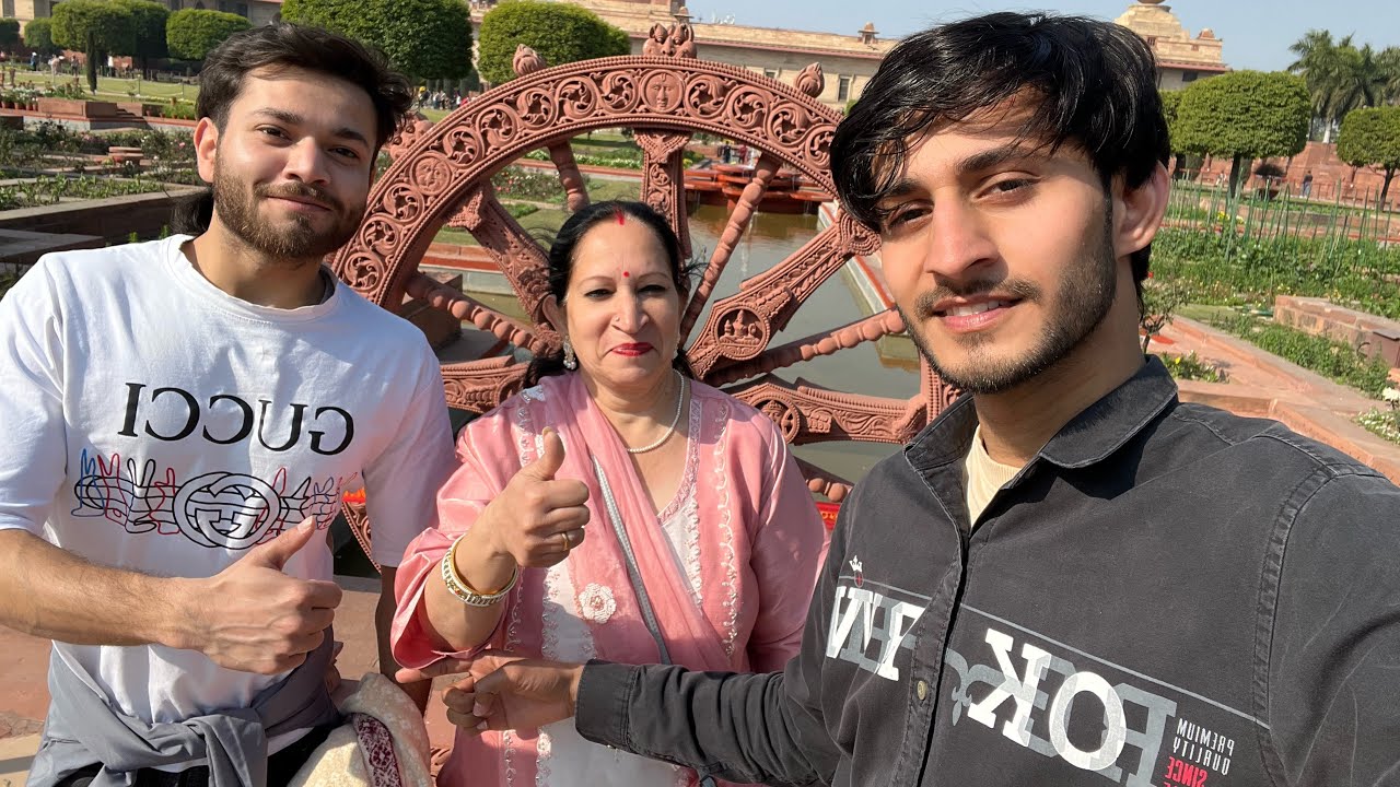 Log Sirf Isko Dekhne Aate Hain 👀 | Day 10 vlog