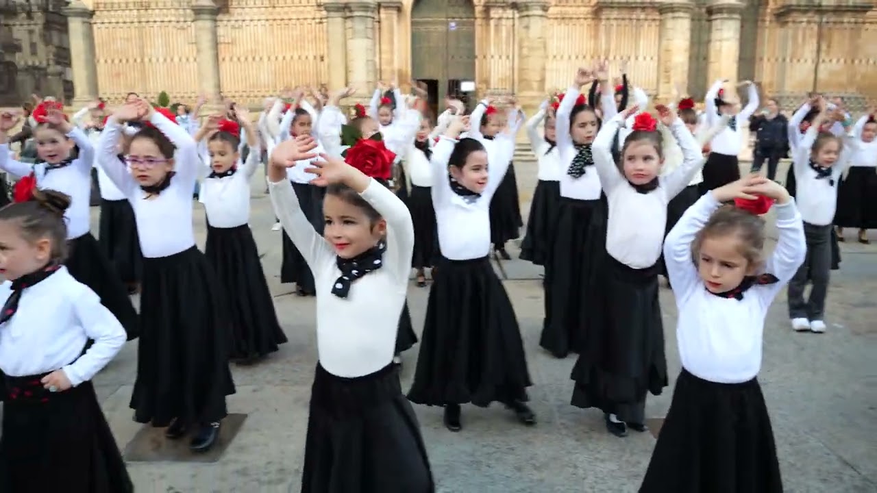 Disfruta del arte flamenco en Jaén con Rocío, Escuela de danza 🎶