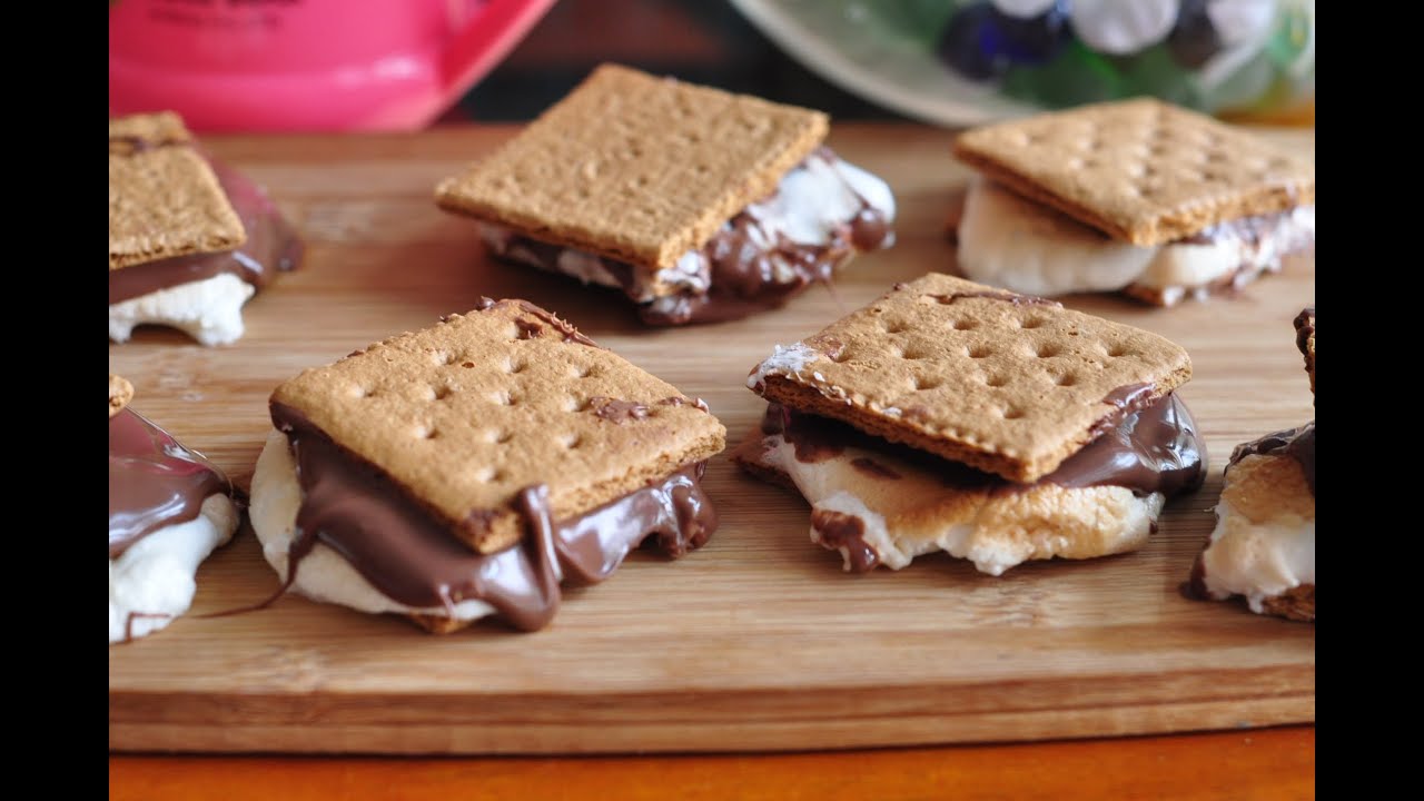 S'mores ( with Nutella ) | Recipes are Simple