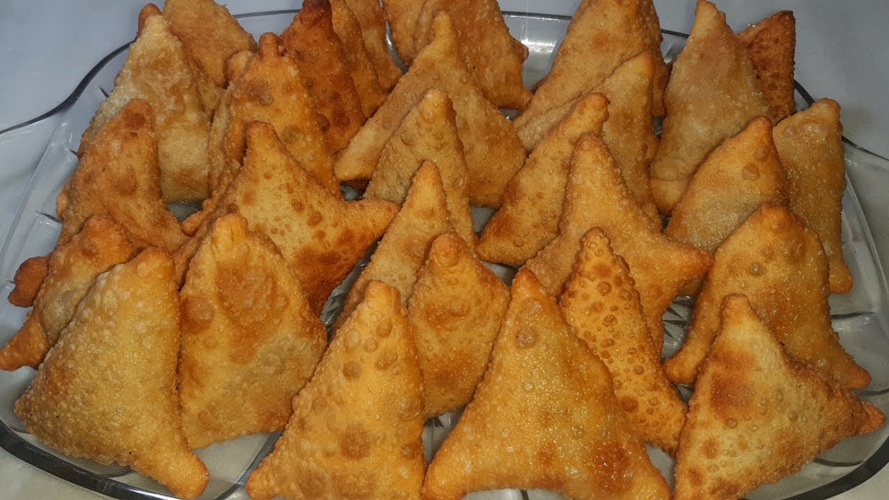 فطائر مقلية بالزيت بعجينة مقرمشة من دووووون خميرة وتخمير