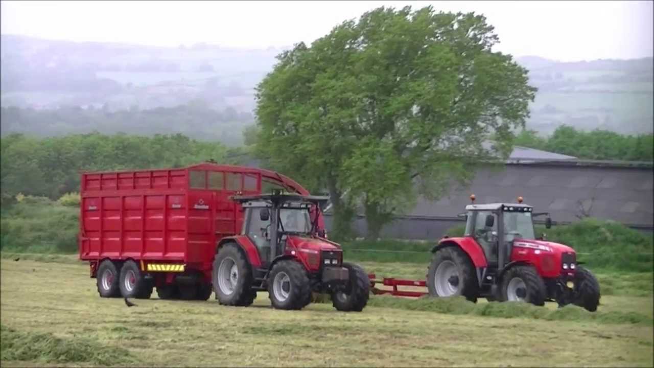 Small Farmer Silage 2012 part 2, its Masseys all round
