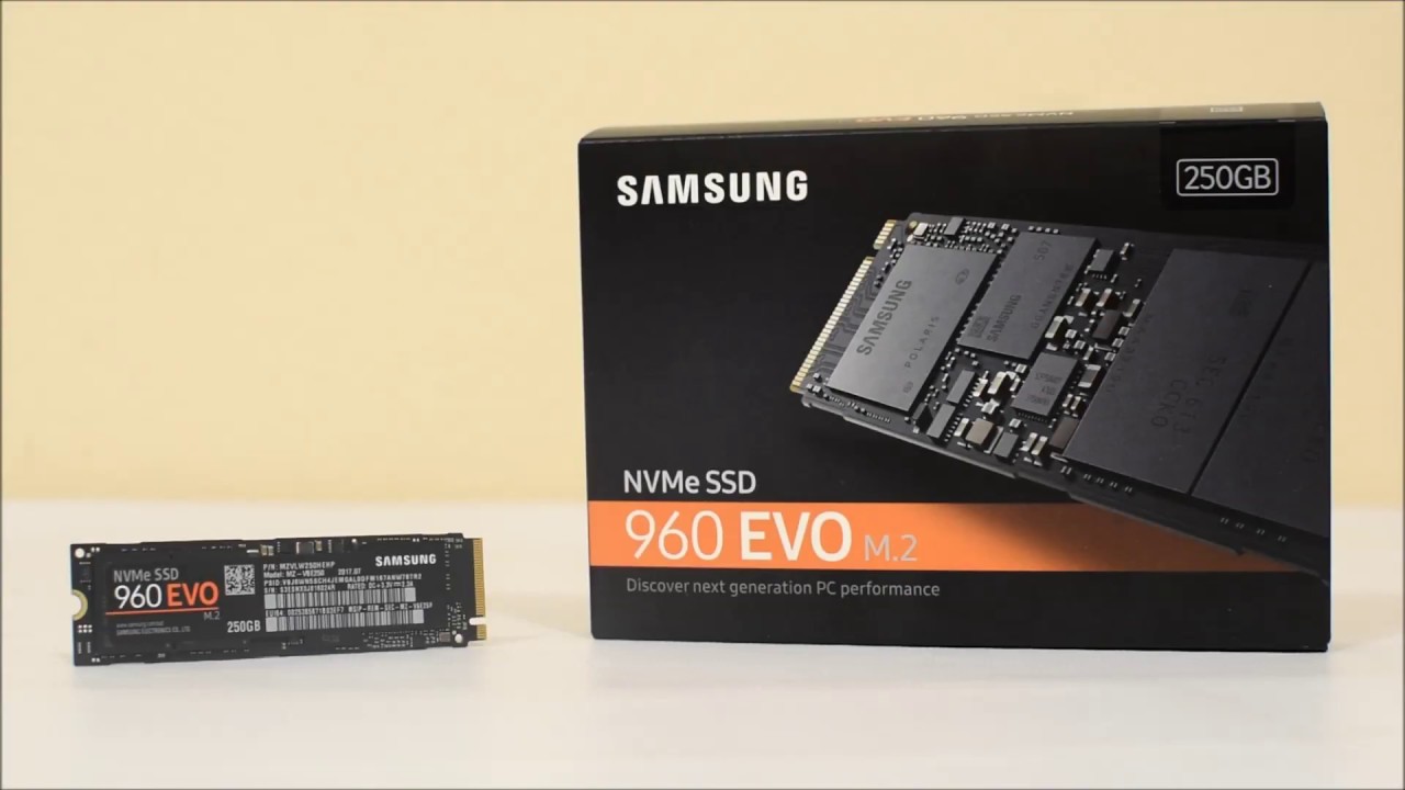 Samsung 960 EVO 250 GB (unboxing, installation, benchmark)