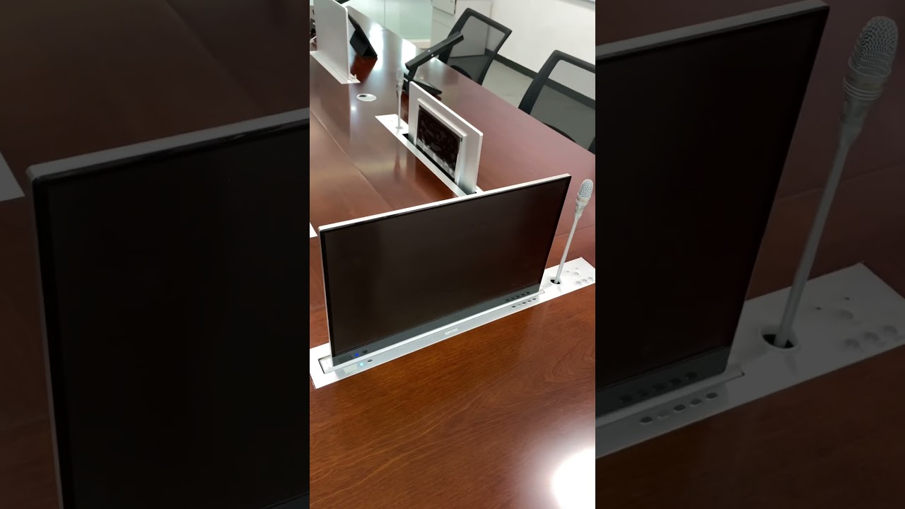 Paperless conference system.wireless microphone in meeting room www.sponcomm.com