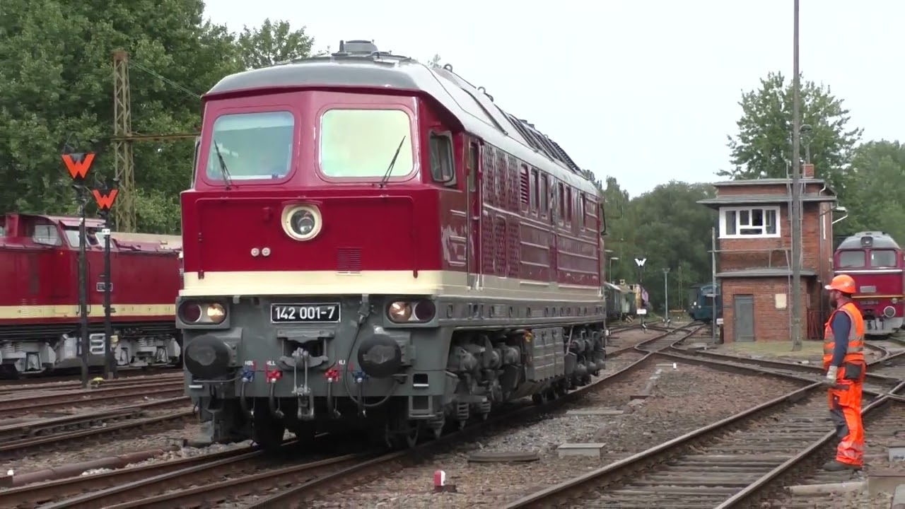 BR 142 001 Vorbeifahrt