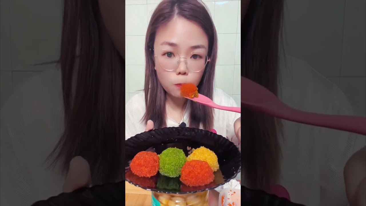ASMR Flying Fish Roe 🧡 Super Crunchy Eating Sounds 😮&zwj;💨#asmr #tobikoasmr #flyingfishroe