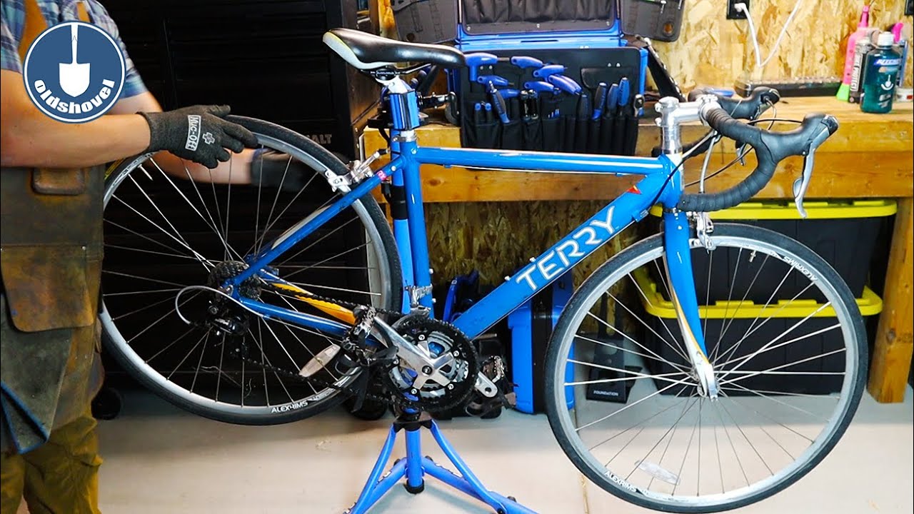 Refreshing and Restoring a Greasy Bike