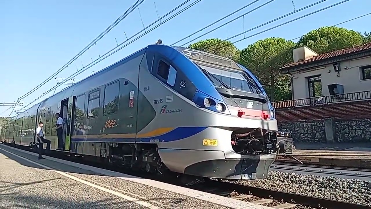 Tutti i tipi di treni a Gavorrano scalo 