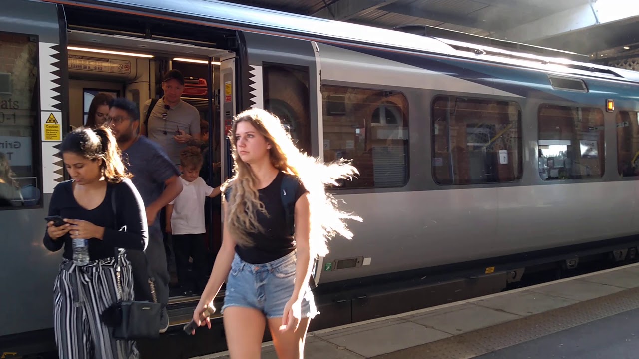 TPE Class 185 Arriving And Departing Grimsby Town