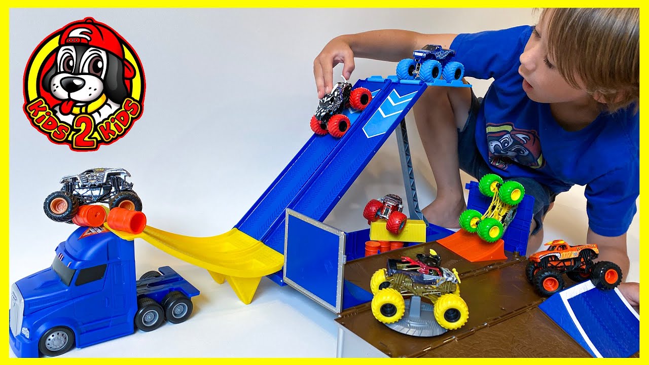 Monster Truck Toys UNBOXING 📦 - Monster Jam TRANSFORMING HAULER Stadium Arena with El Toro Loco!!