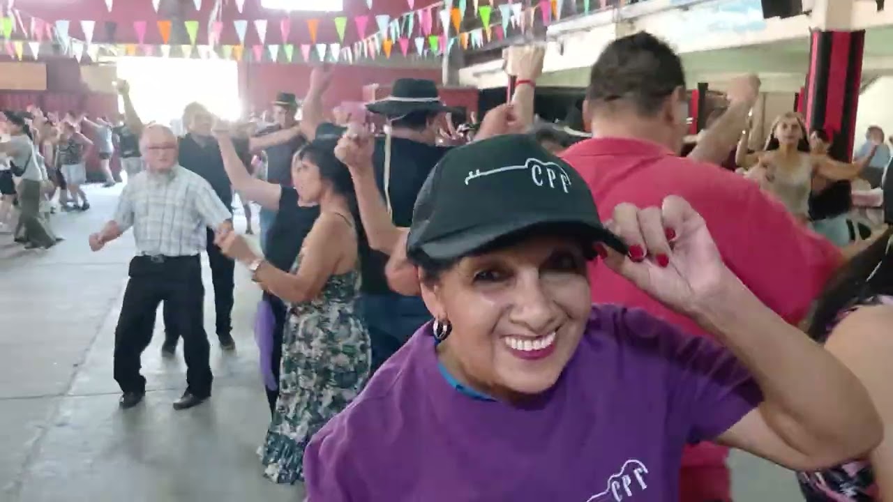 SOLTAME CARNAVAL CON PILIN FRIAS 