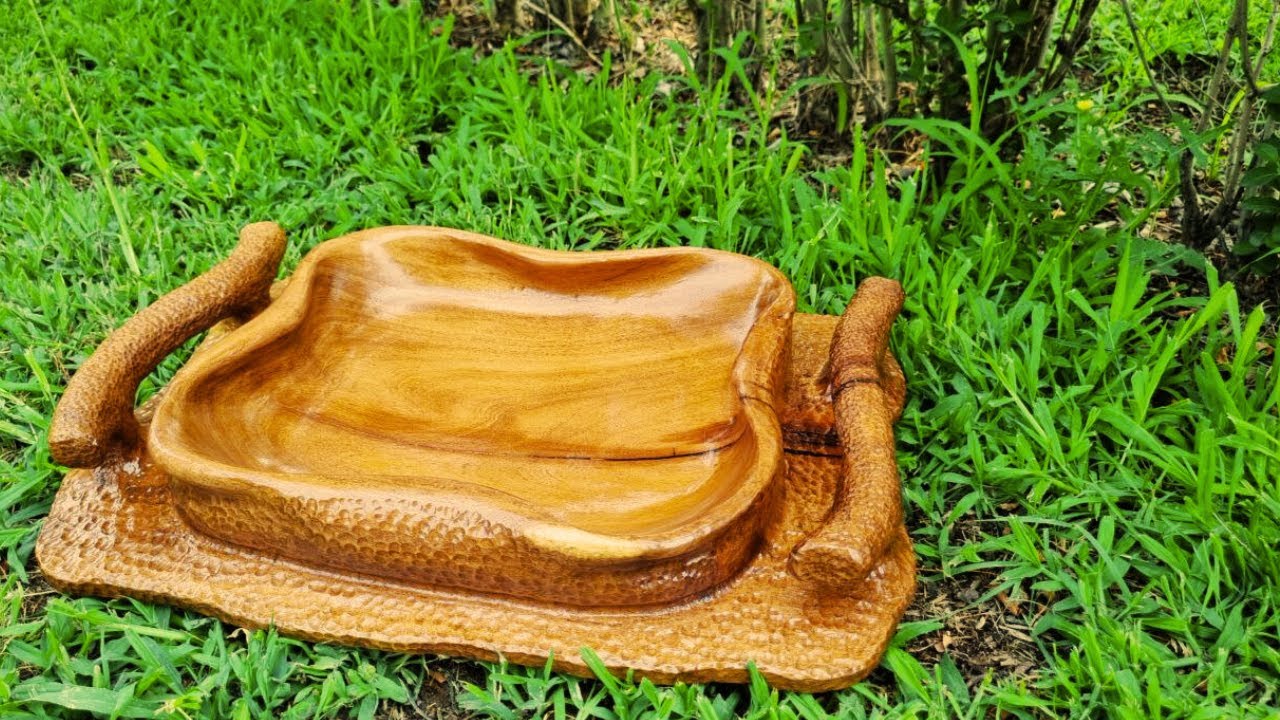 Making a fruit bowl with one-piece handles and a special design