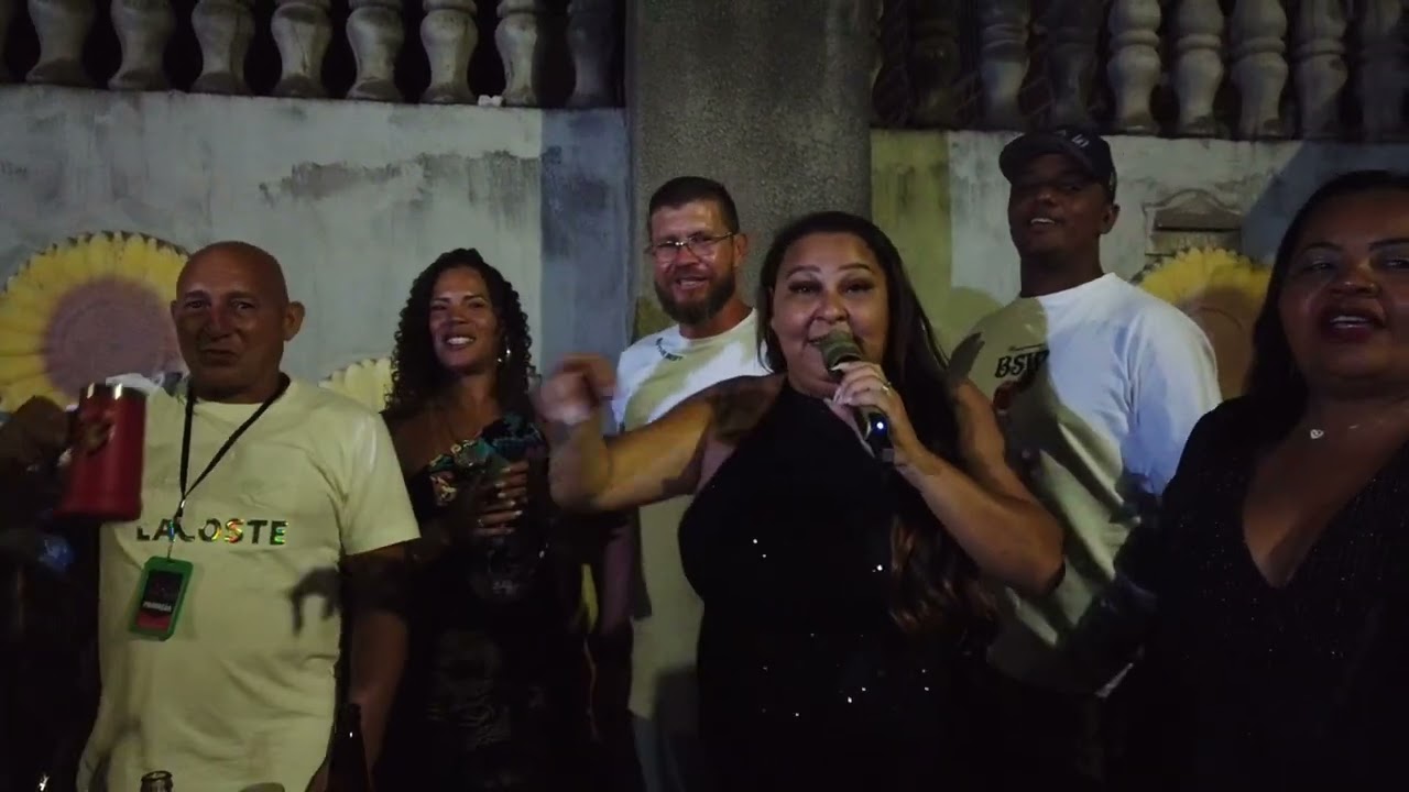 BOLA DA VEZ - AUDIO VISUAL VIVIANE SANTOS