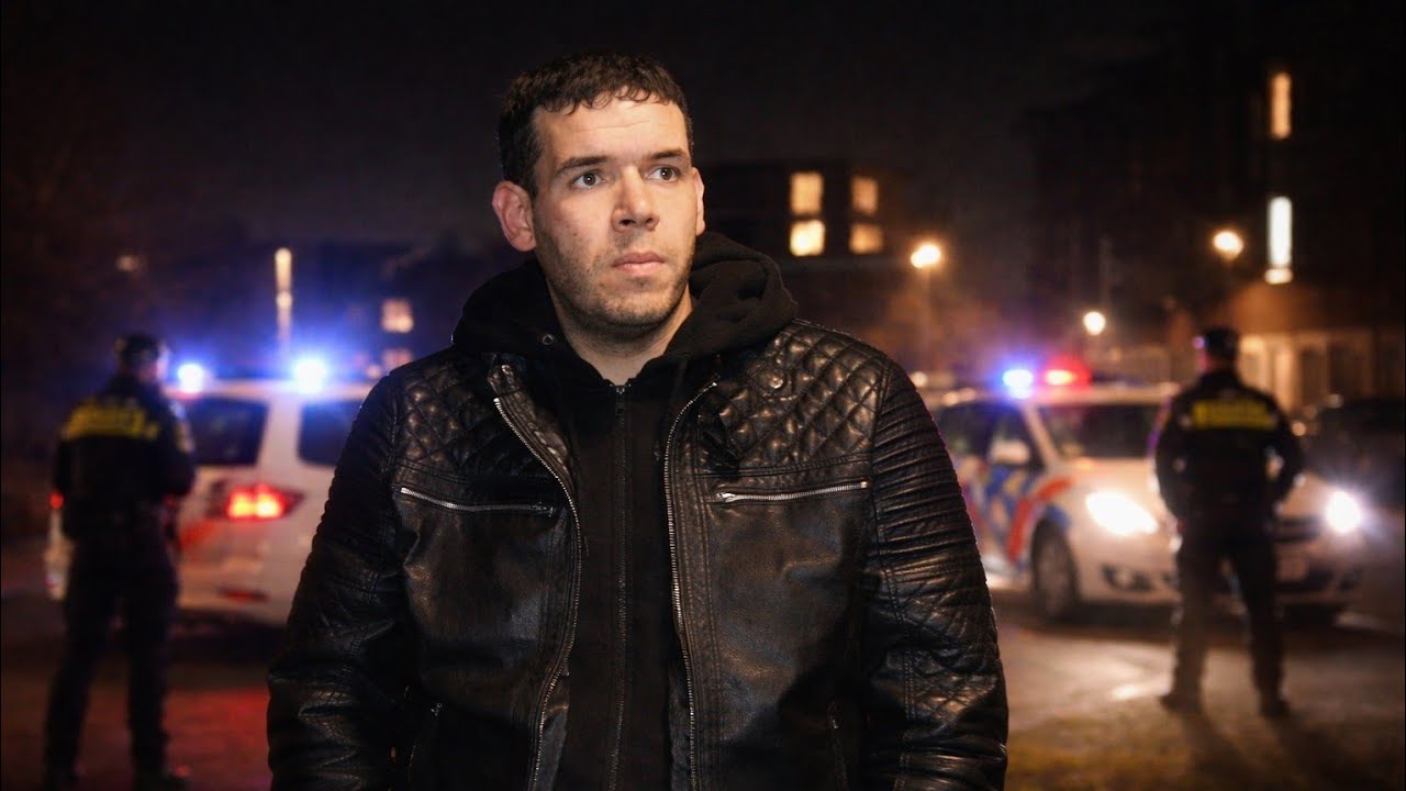 DIERENBEUL CONFRONTEREN met POLITIE