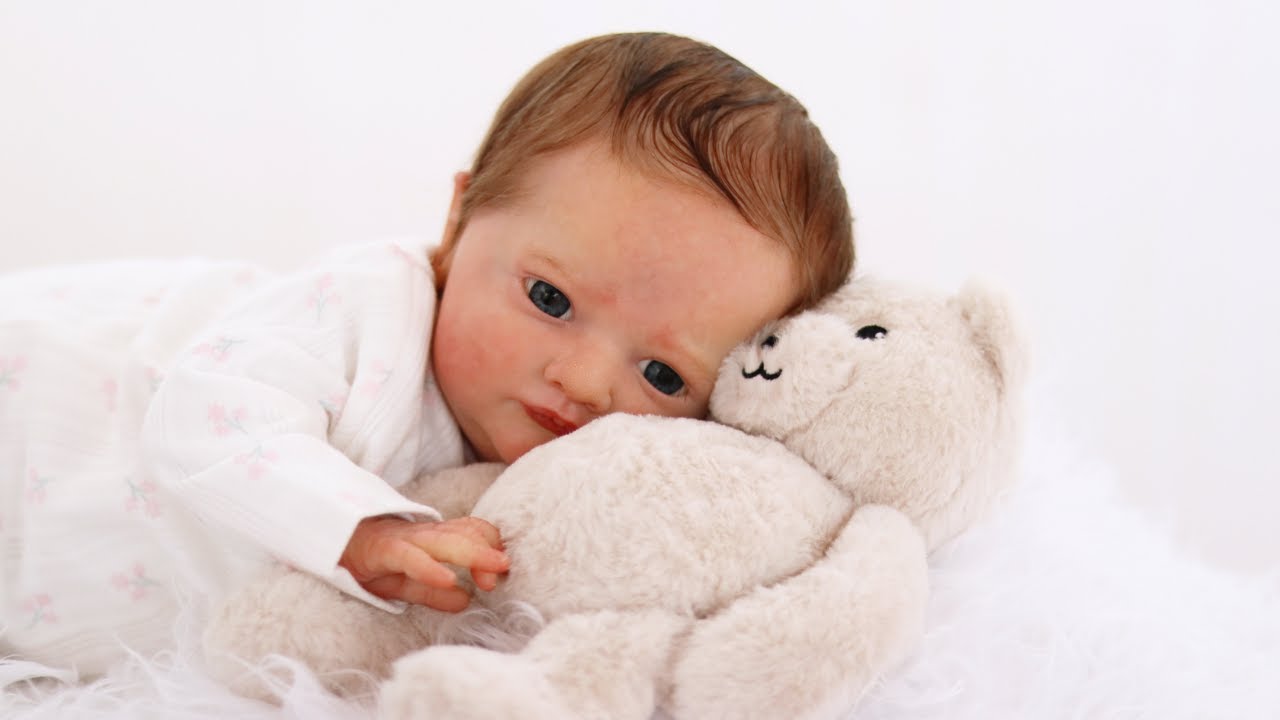 Rutina de mañana con bebé reborn Mila | Ada Sweet
