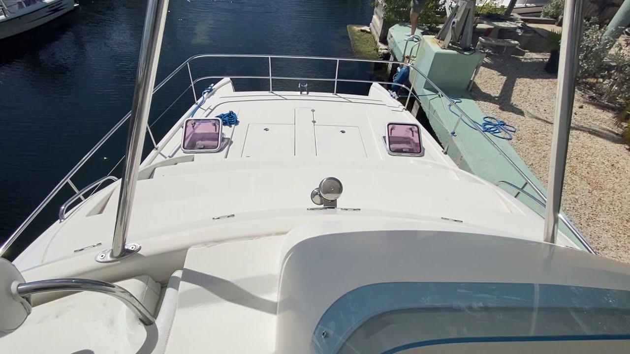 2009 Leopard 37 Power Cat w/twin Yanmar Diesels (3000hrs) Very Clean **Key Largo**