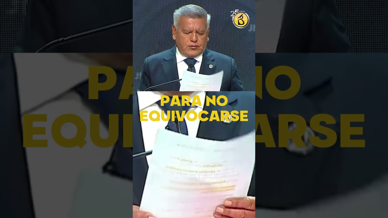 C&eacute;sar ACU&Ntilde;A no suelta el PAPEL por MIEDO a equivocarse en el DEBATE y lee palabra por palabra