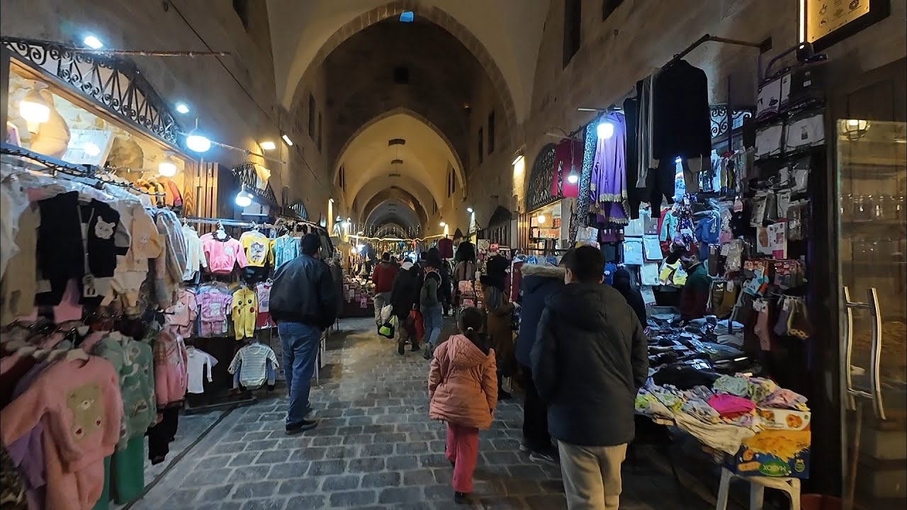 حلب القديمة ،سوق السقطية،حمام النحاسينOld Aleppo, Al-Saqatiyah Market, Al-Nahhasin Bathhouse