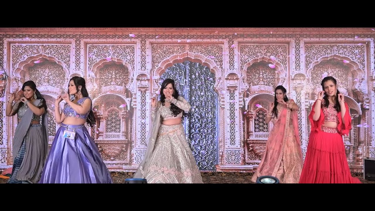 Gore Gore Se Chore Dance Performance