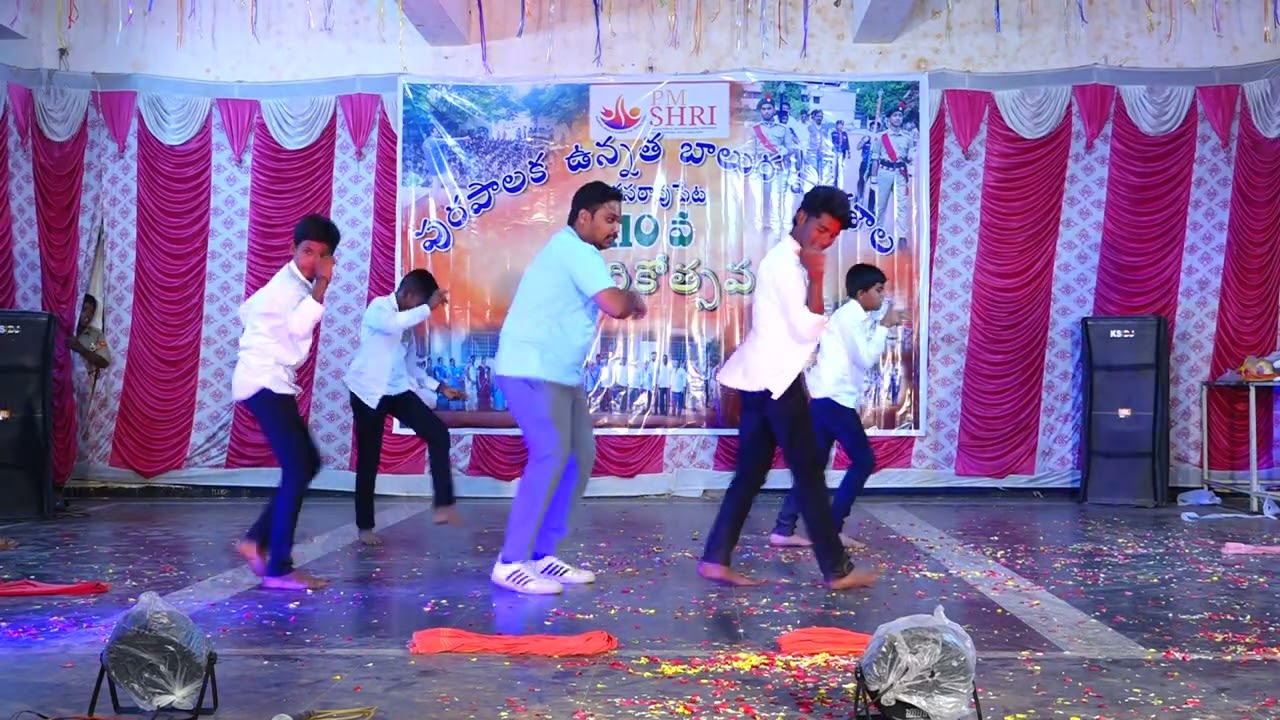 dance by our 8th class students #mbhs #dance #school #govtschool #narasaraopeta #nrt  2025-26