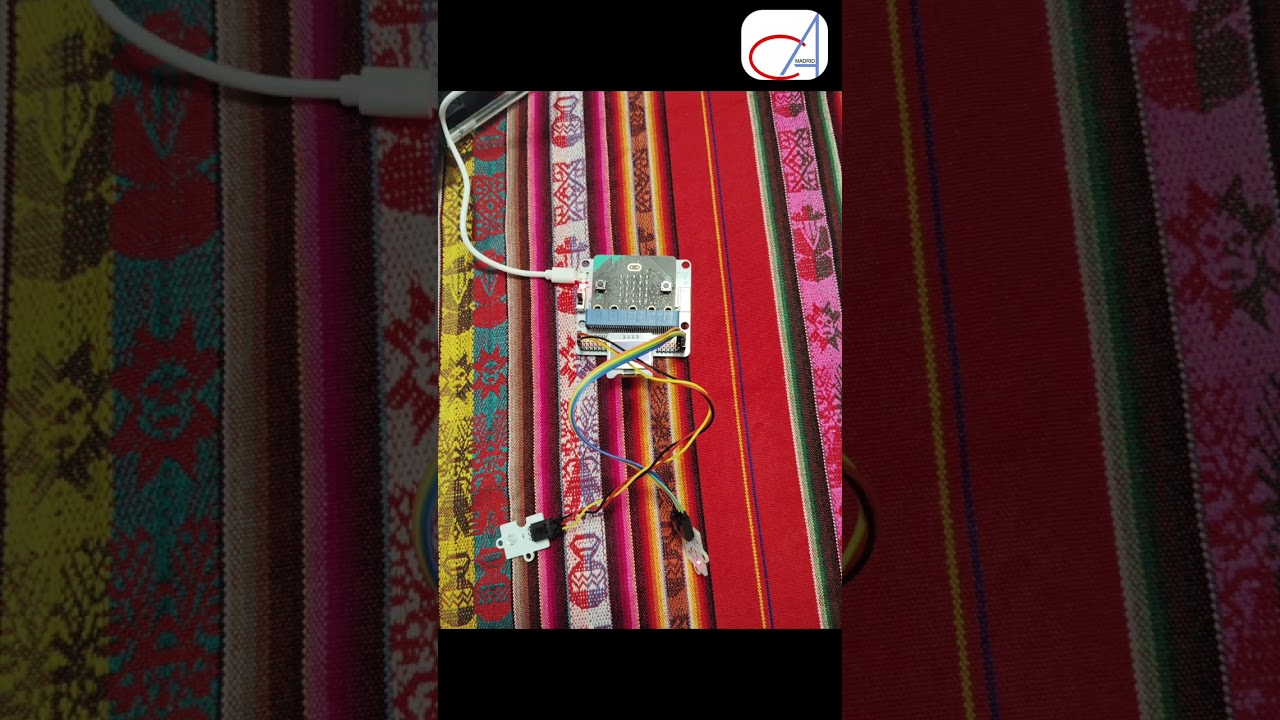 Sensor de calidad de aire con IoT y App conectada. Todo creado por Noelia y Mariela, 3&deg;ESO