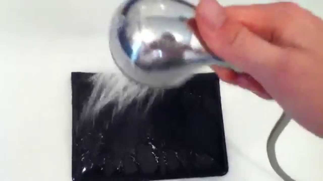 Thule Gauntlet - Waterproof test - 13 MacBook Air&reg; - Test