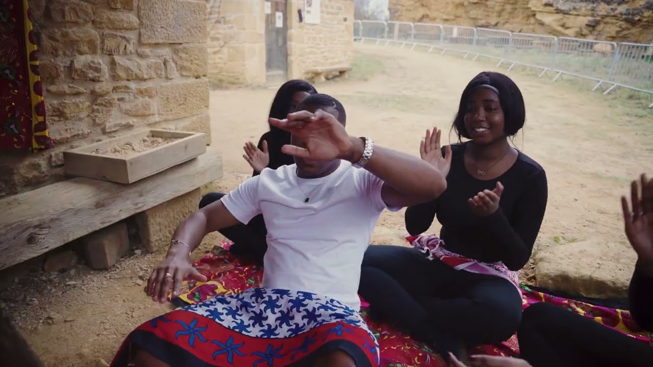 Kamal - Foundi Hassan feat @BJUNIOROFFICIEL  ( Clip officiel )