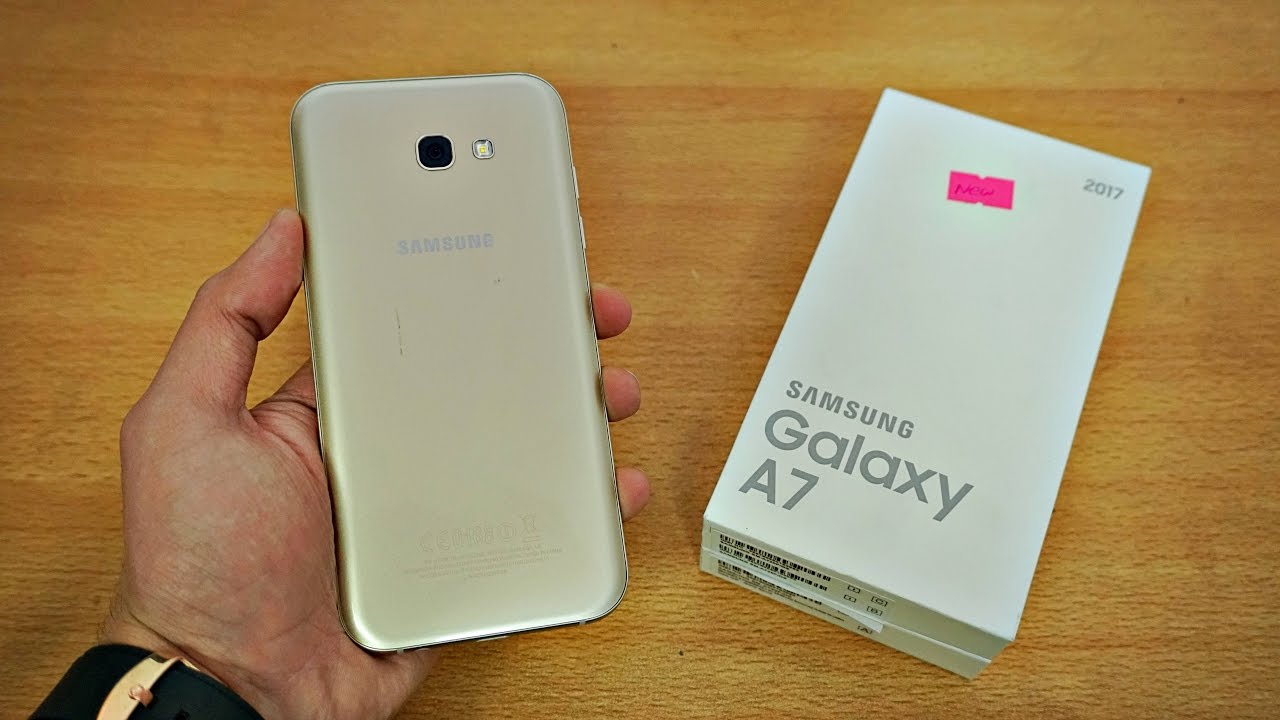 Samsung Galaxy A7 (2017) - Unboxing & First Look! (4K)