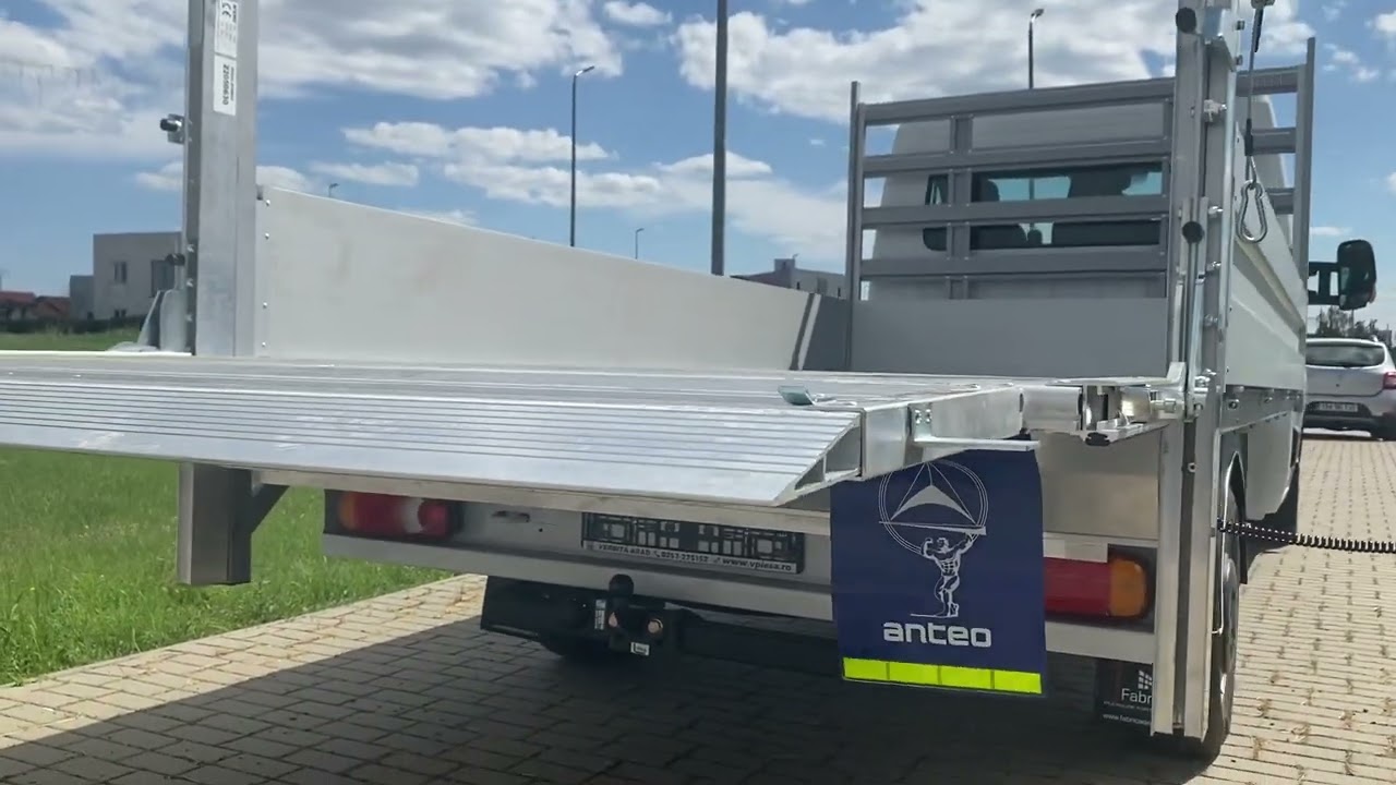 Anteo Column lift from Fabrika