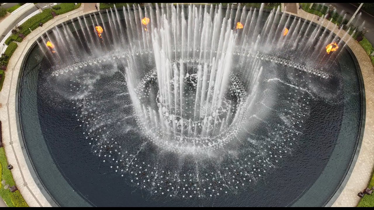 Wynn Macau Fountain Aerial View - Descendants of the Dragon / 龙的传人