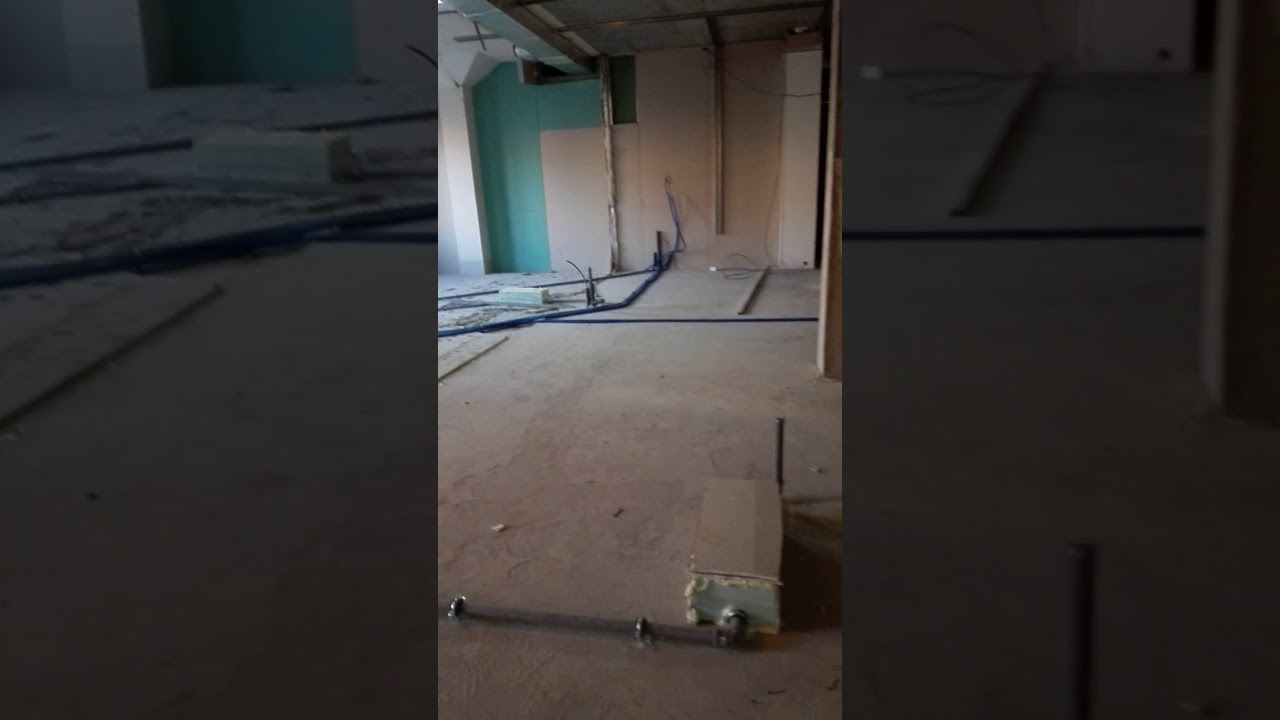 Монтаж водоснабжения и канализации в центре стоматологии ТЦ Успенский