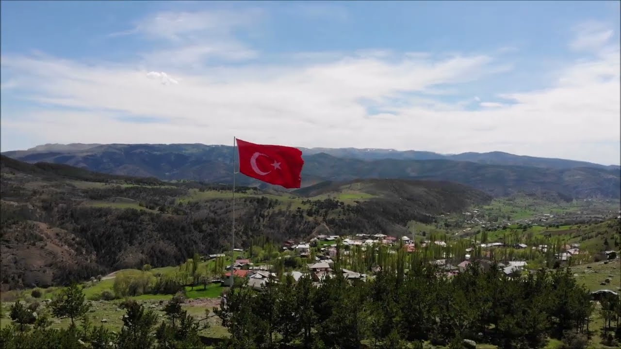 Karabörk Köyü - BAYRAK