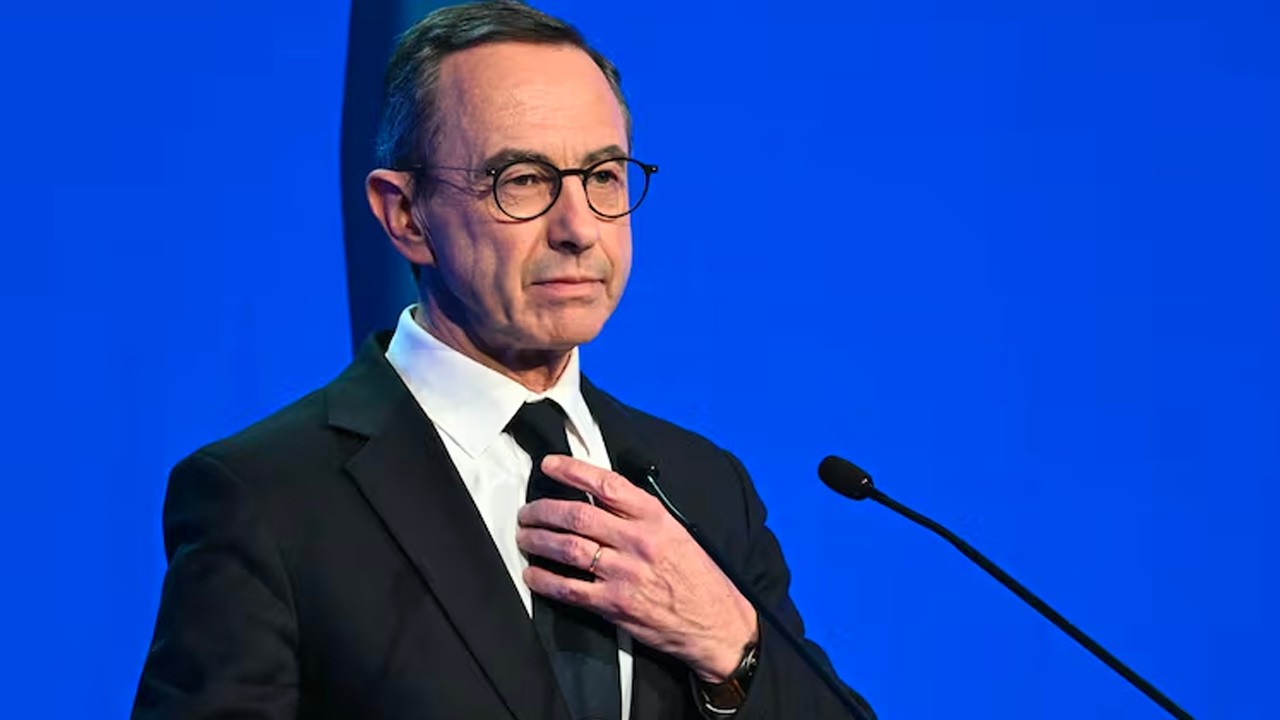 «Dans les projets et les postures, B. Retailleau veut faire tout le contraire de Macron pour 2027»