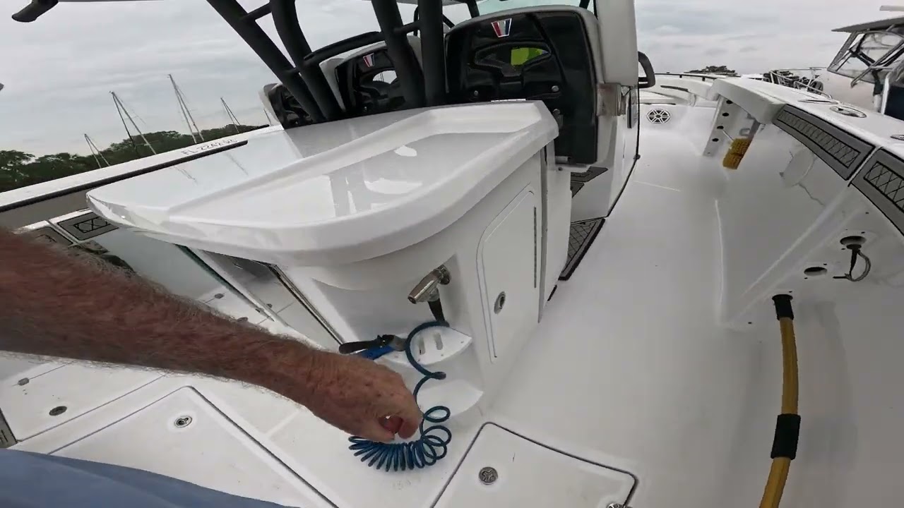 Wellcraft 352 Walk Thru