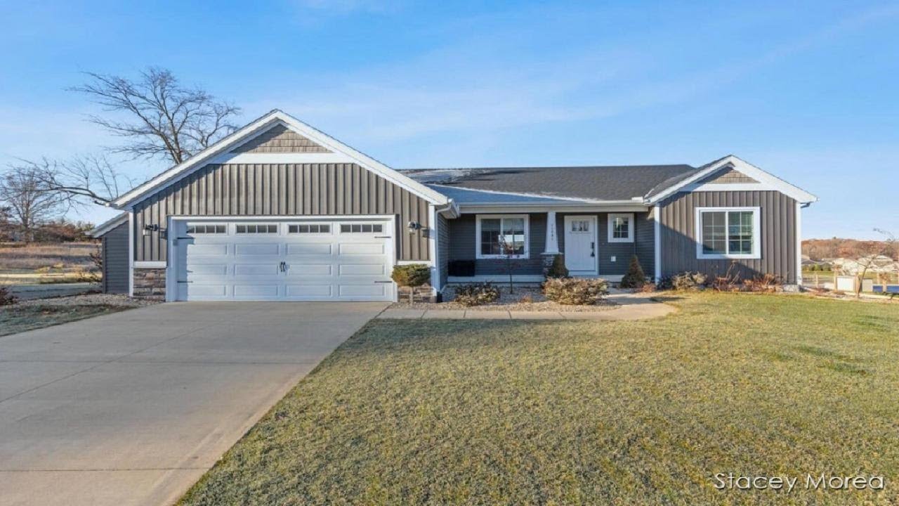 11791 Crystal Ridge Drive NE, Sparta, MI Presented by Stacey Morea.
