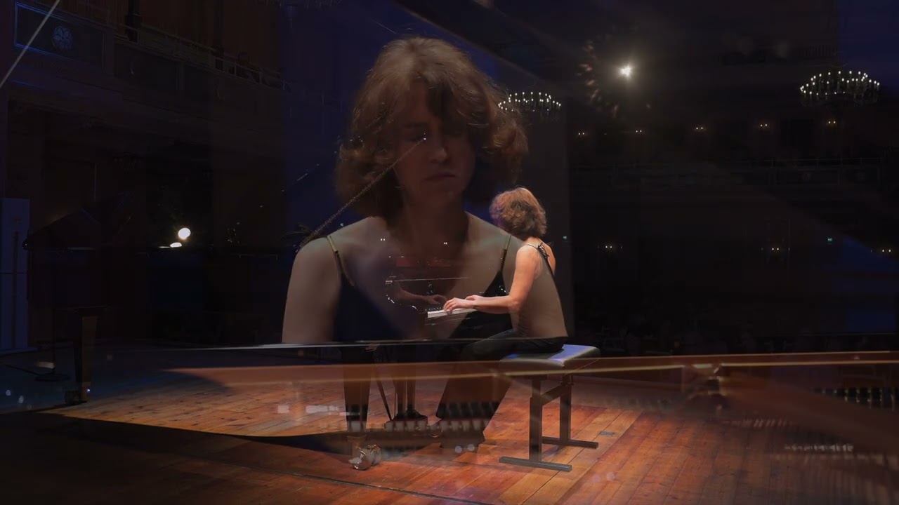 Anna Zassimova performs Frédéric Chopin's Nocturne Op. 62 No. 2