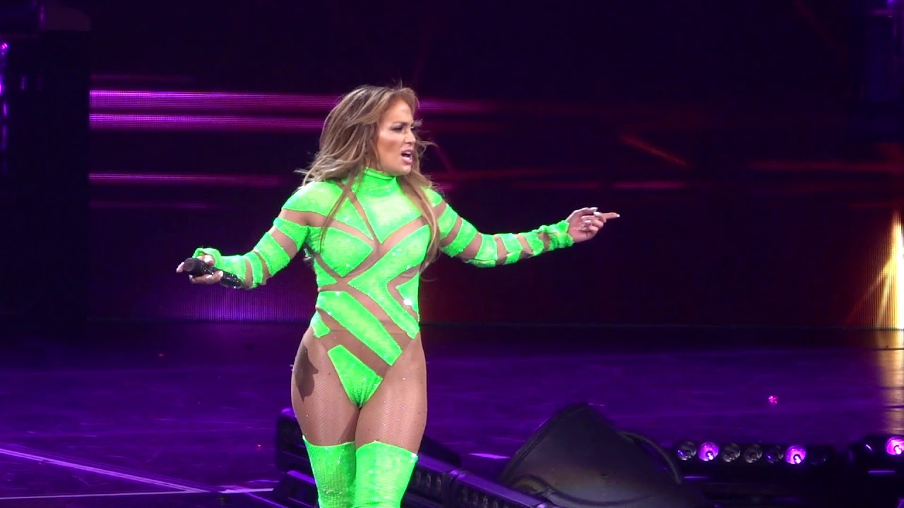 Jennifer Lopez - Waiting For Tonight/Dance Again - It's My Party Tour - Chicago 06.29.19 #jlo