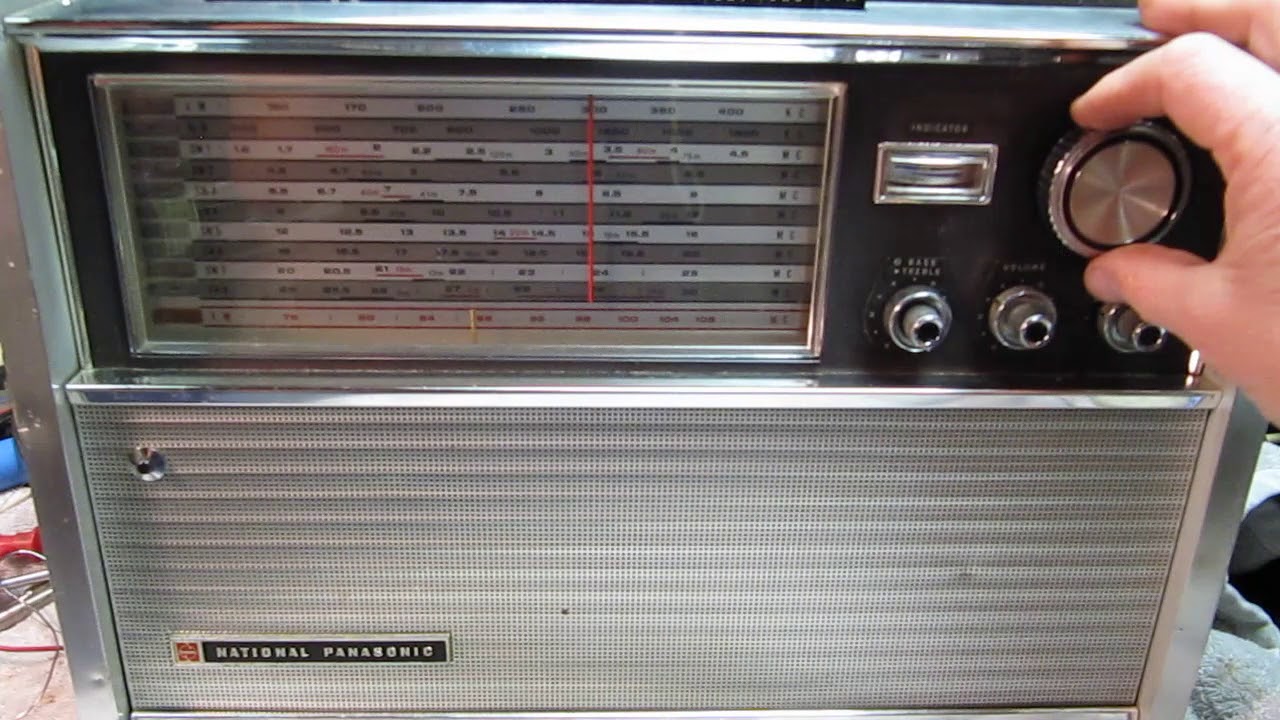 Panasonic RF-5000 portable(?) radio