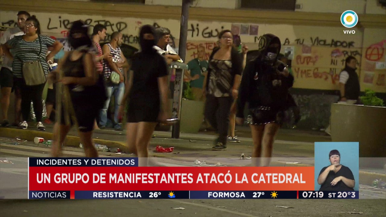 TV Pública Noticias - Día de la Mujer: Incidentes frente a la Catedral de Buenos Aires