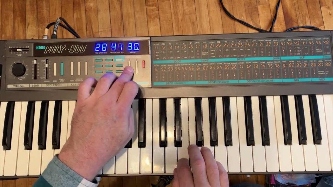 Korg Poly 800