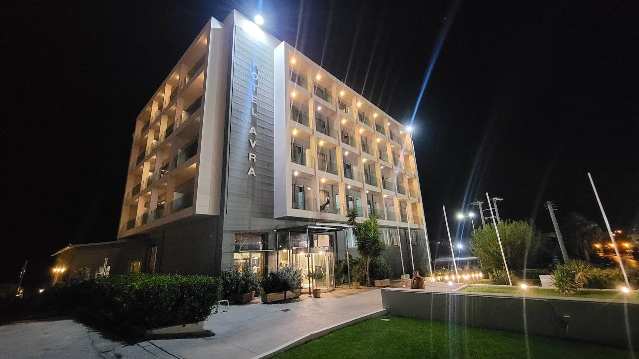 Avra hotel review refina greece