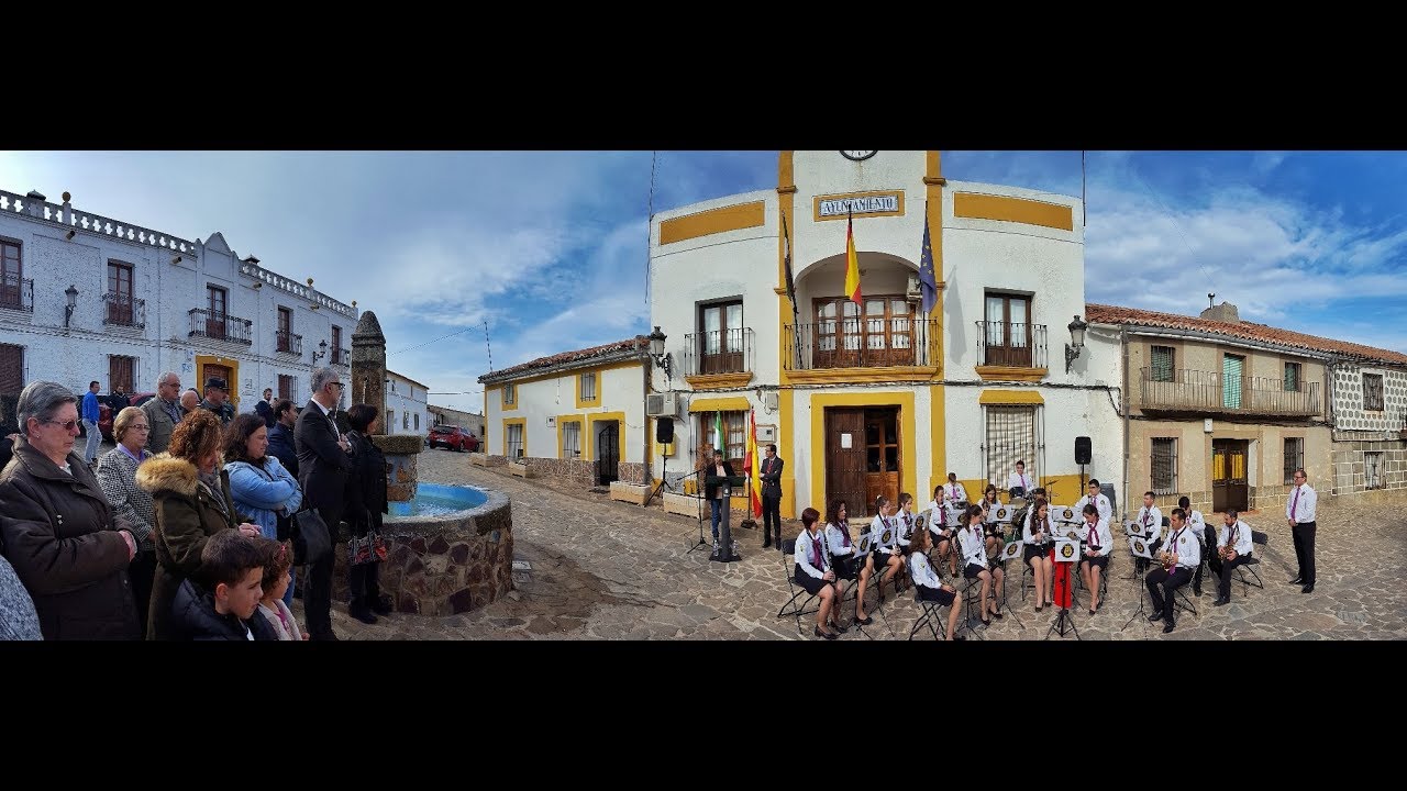 El presidente de la Diputación Visita Helechosa de los Montes