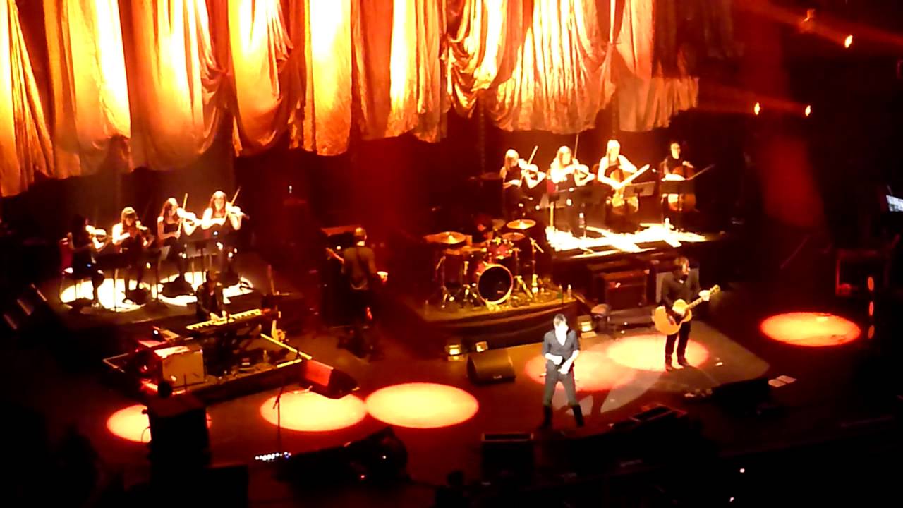 SUEDE 'STILL LIFE' W. STRINGS! DOG MAN STAR 20TH ANNIVERSARY @ ROYAL ALBERT HALL 2014
