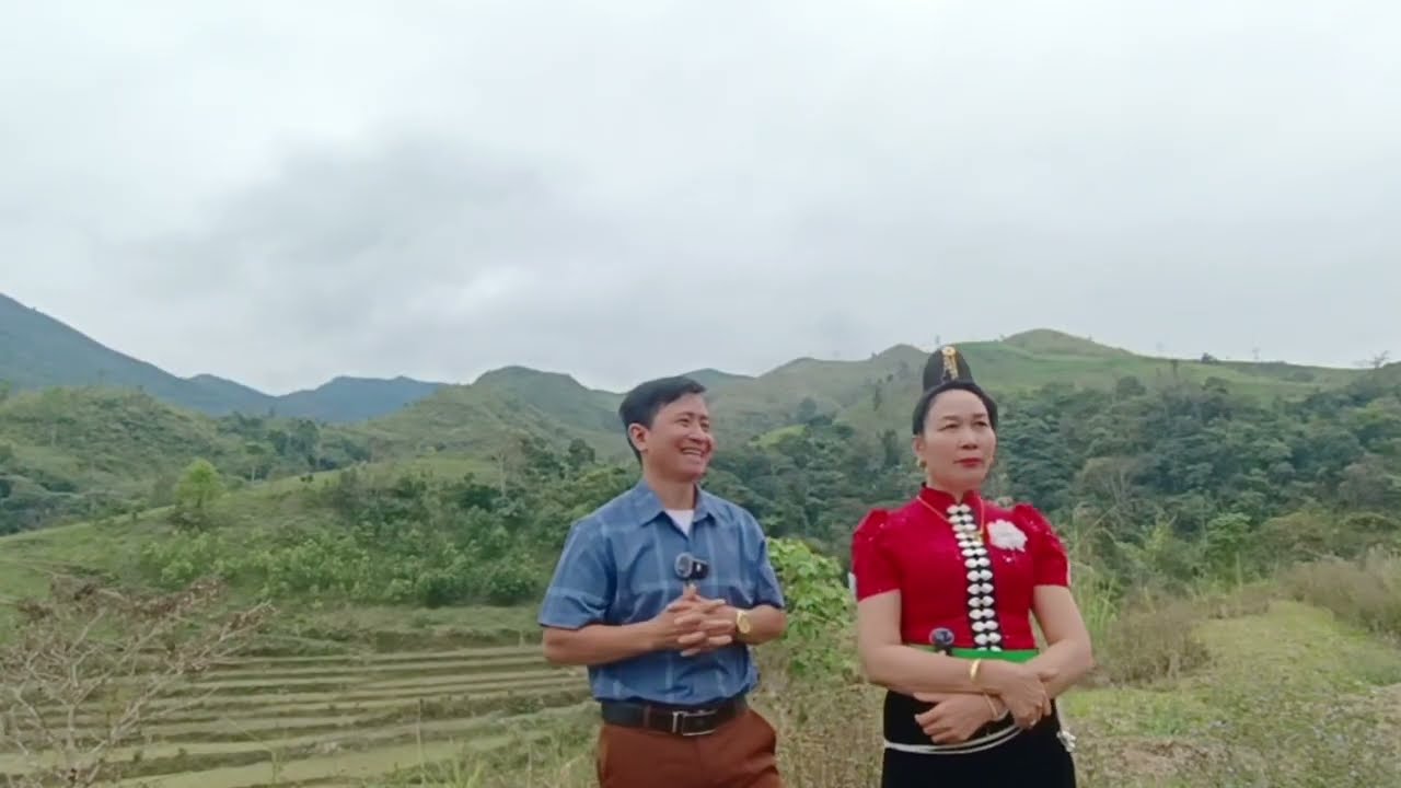 Chết với chị Nhung chưa Hà bua ơi 
