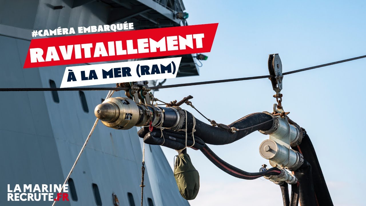 Vivez un ravitaillement en mer à bord d'une frégate ⛽