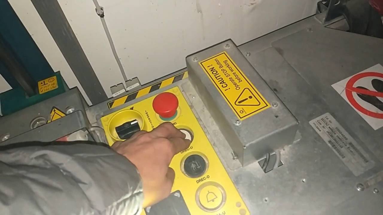 Schindler 3300 with EuroLift buttons